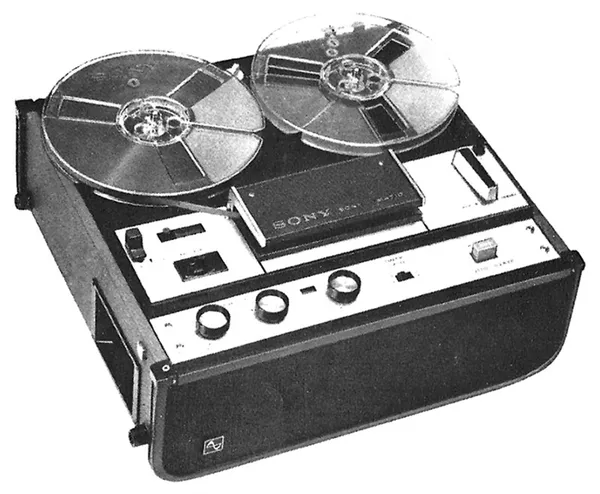 Впервые кассетные магнитофоны чб фото
