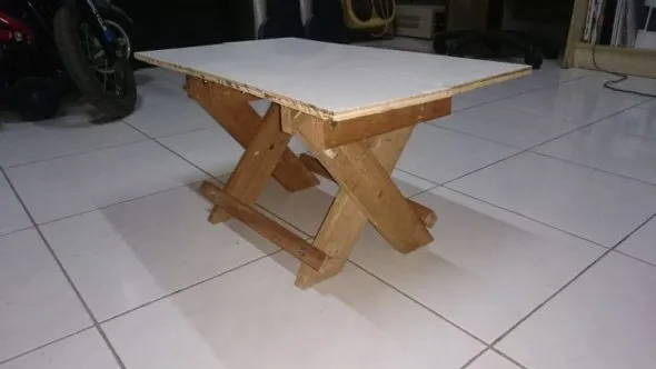 дачный стол самодельный