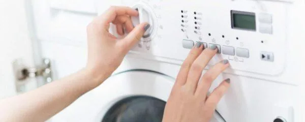 выбор режима на стиральной машине
