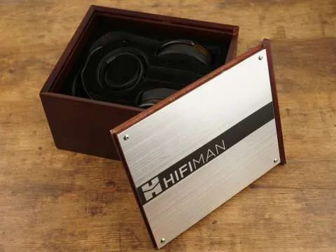 Изодинамические наушники HiFiMAN: старый добрый мощный звук