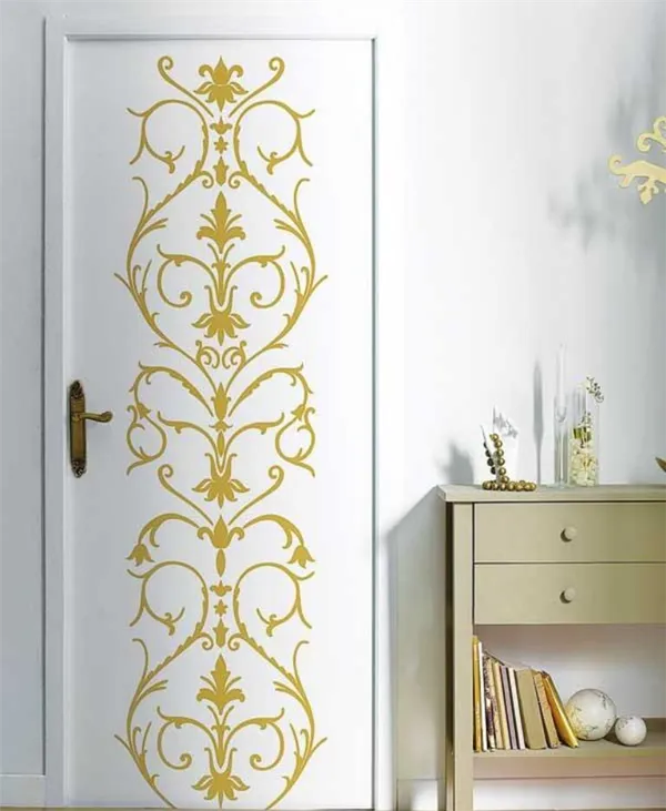 Сделать дверь оригинальной и неповторимой можно с помощью креативной росписи