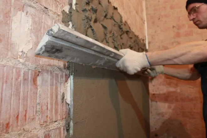 Выравнивание стен под плитку в ванной