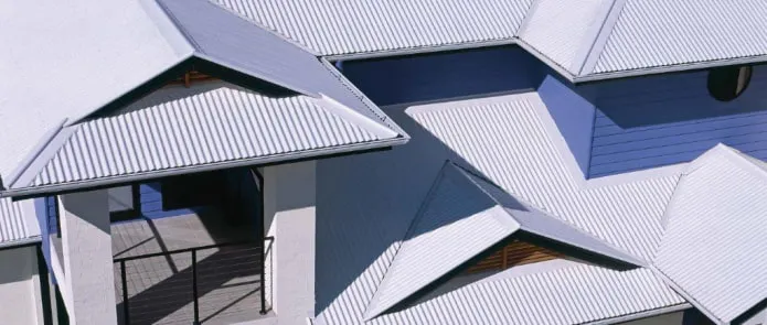 Комбинированная крыша из профнастила