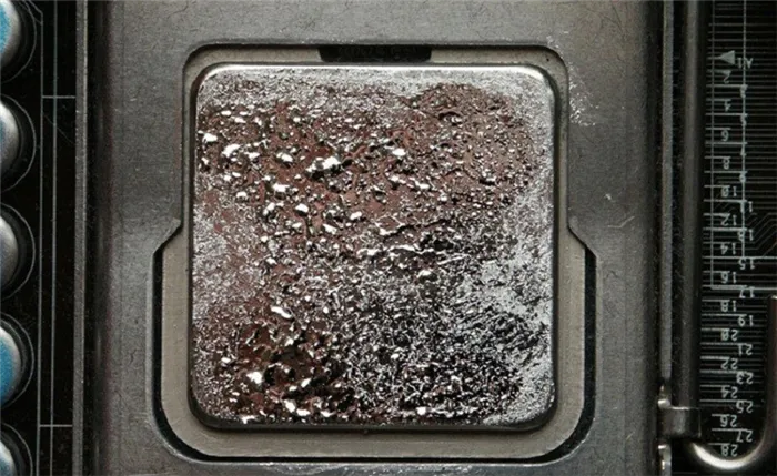 Жидкий металл для процессоров