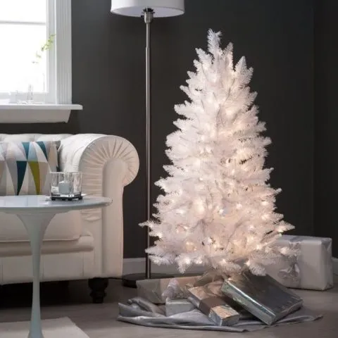white-christmas-tree-beautiful-decoration4-4