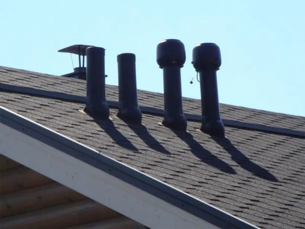 Вентиляционные трубы на крыше