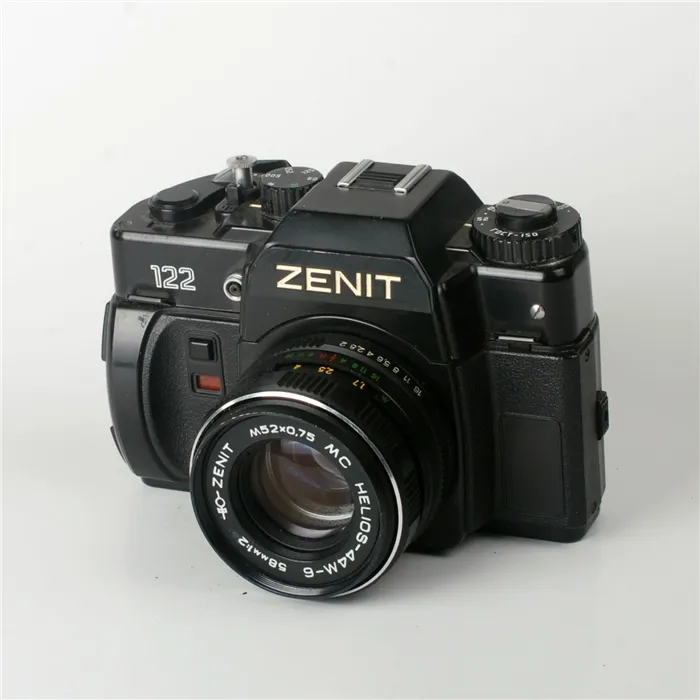 Фотоаппарат Зенит-122 (КМЗ) - фотография 1