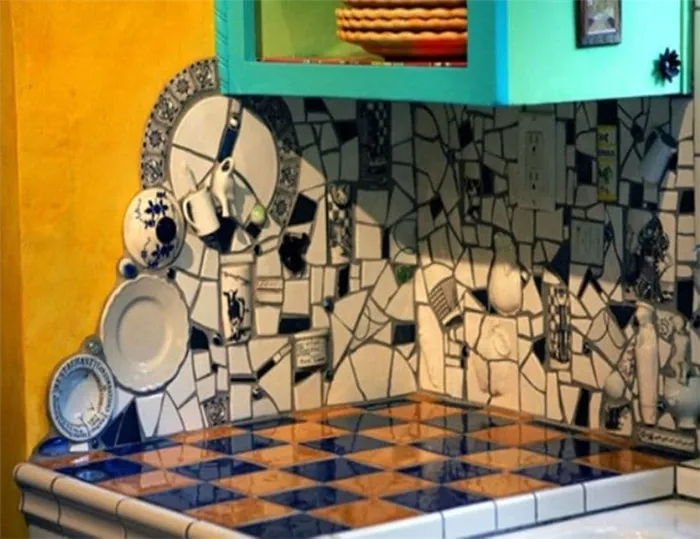 Из керамической плитки можно выполнить любой сюжет мозаики своими руками