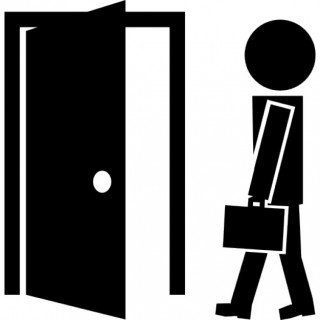 Что надо знать чтобы самому отремонтировать у себя дома двери из МДФ Как починить дверь из дсп дырку быстро и недорого