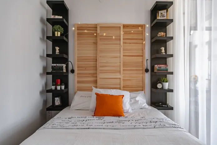Маленькая спальня дизайн стили интерьера декор и мебель Реальные фото маленьких спален Как обустроить маленькую спальню