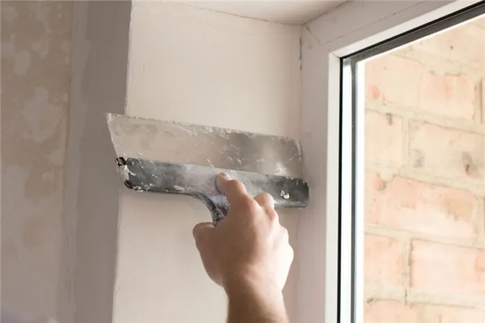 Штукатурка откосов окон необходимые инструменты и пошаговая инструкция Как штукатурить откосы на окнах